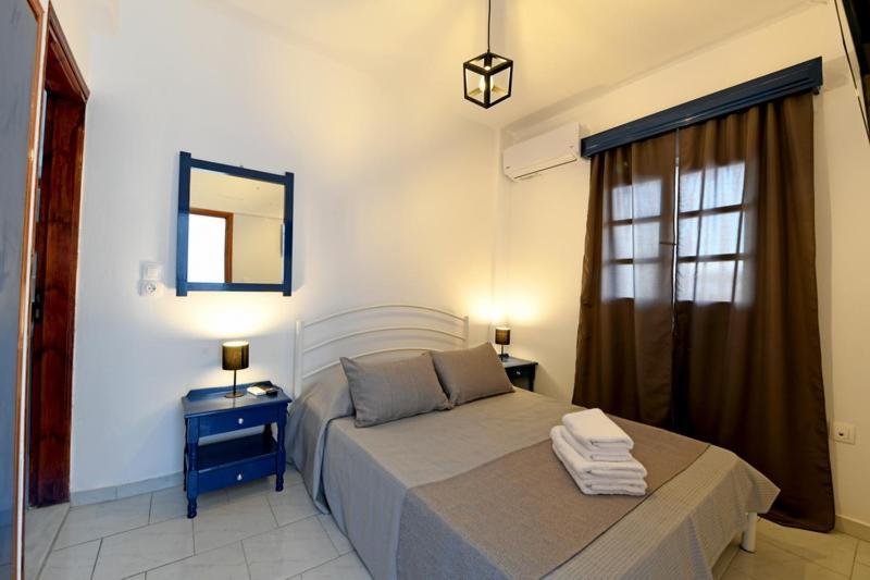 Gasthof Lunar Santorini *