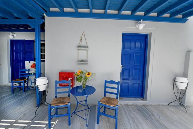Lunar Santorini *