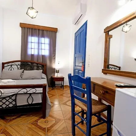 פריסה Lunar Santorini Hotel מראה חיצוני תמונה