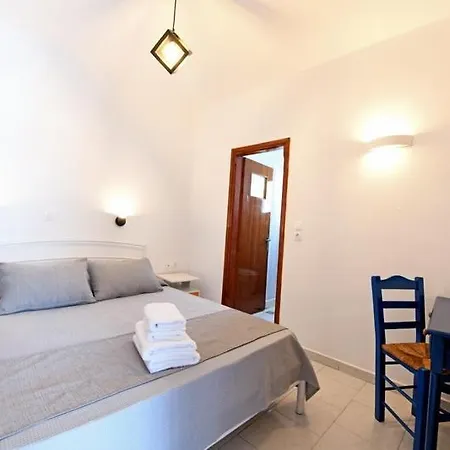 פריסה Lunar Santorini Hotel מראה חיצוני תמונה
