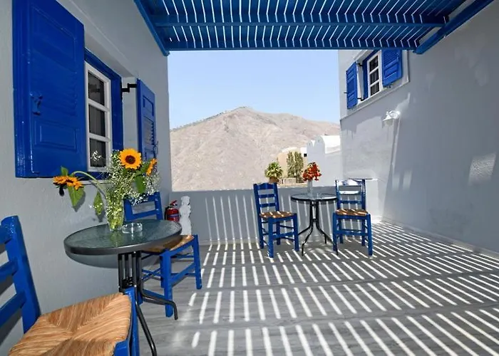 Lunar Santorini Hotel