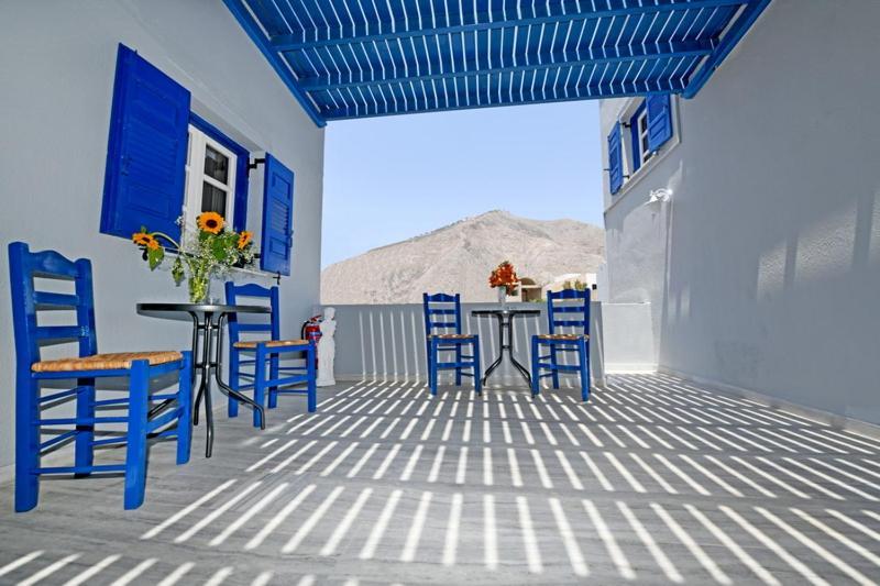 Lunar Santorini Perissa (Santorini)
