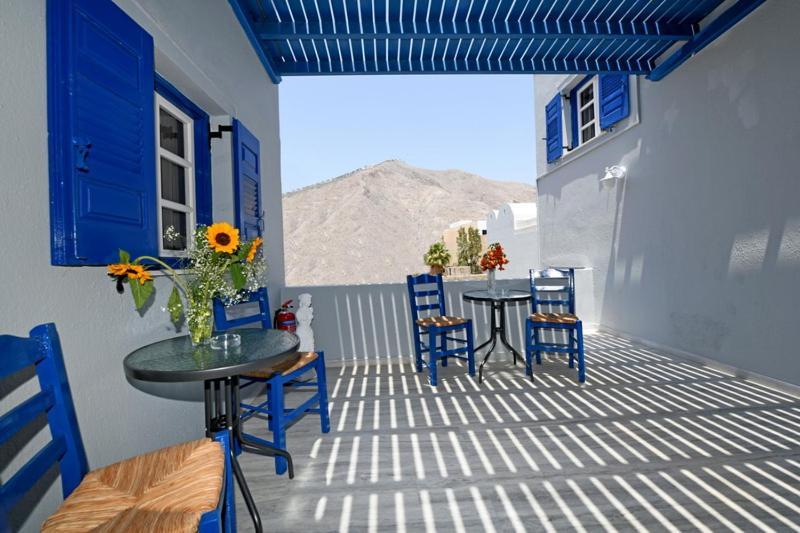 Lunar Santorini