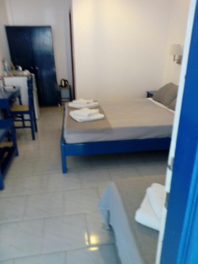 Lunar Santorini Perissa (Santorini)
