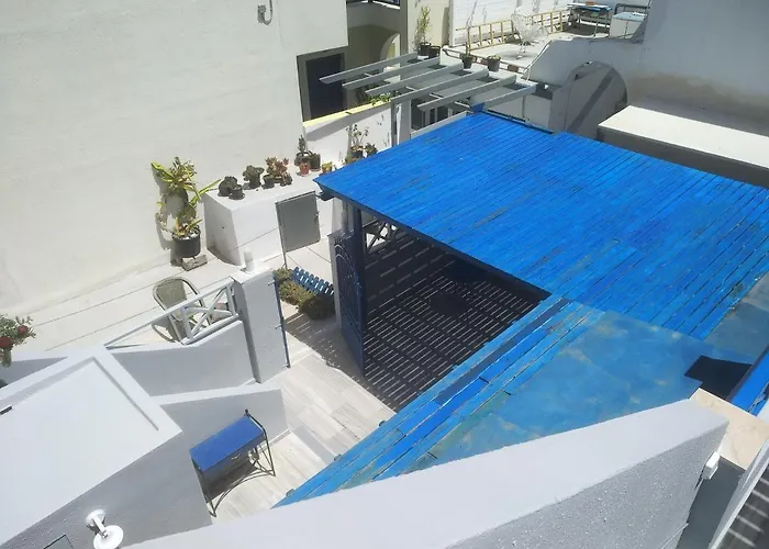 Lunar Santorini Hotel